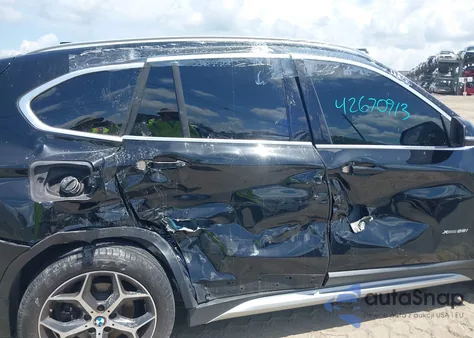 2018 BMW X1 xDrive28I z USA, uszkodzony, nr VIN WBXHT3C34J5K29063